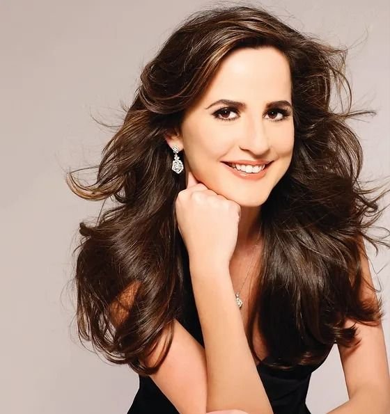 lidia curanaj